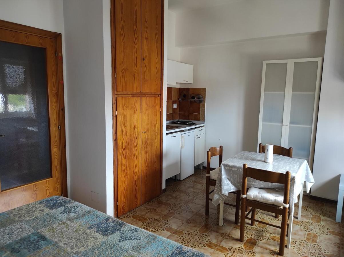 B&B Residenza Leonardo Falconara Marittima Eksteriør bilde