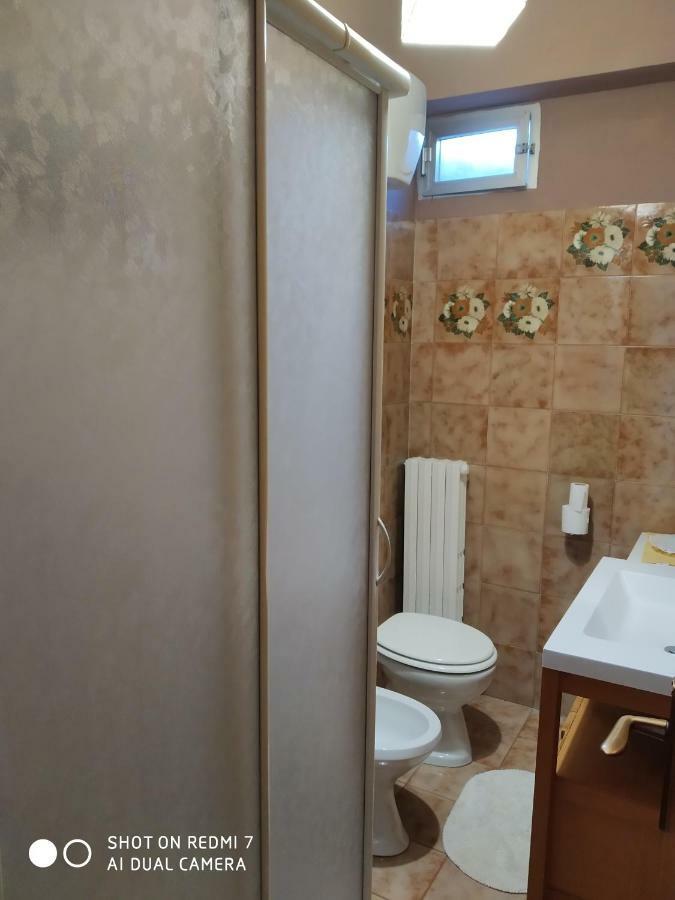 B&B Residenza Leonardo Falconara Marittima Eksteriør bilde